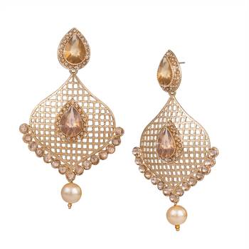Gold earrings 2