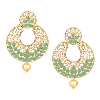 Gold pearl earrings 1