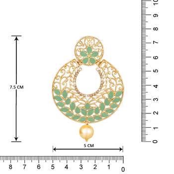 Gold pearl earrings 3