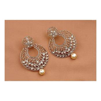Gold pearl earrings 2