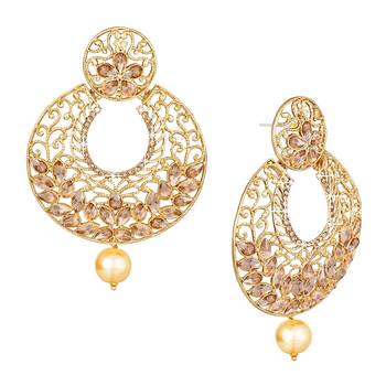Gold pearl earrings 3
