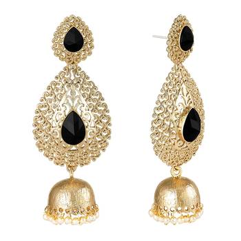 Gold earrings 2