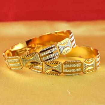 gold platted bangles size-2.4 1