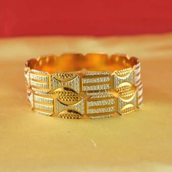 gold platted bangles size-2.4 2