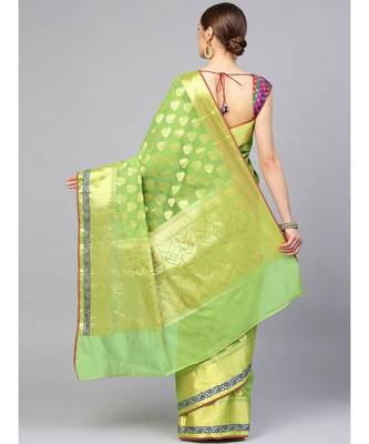 Green woven art silk saree with blouse 2