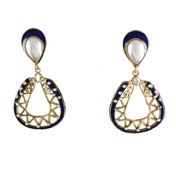 Green gold plated antique gold Copper   Pair of Earrings 1