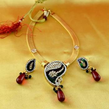 Gold Platted Necklace 1