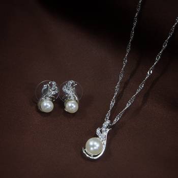 Rhodium Plated Glittering Cubic Zirconia Designer Chain Pendent Necklace with Pearl Drop Earring 2