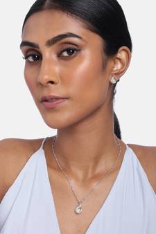 Glittering Cubic Zirconia Designer Chain Pendent Necklace with Pearl Drop Earring
