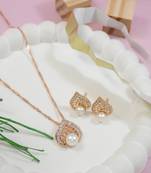 Rose Gold Plated Glittering Cubic Zirconia Designer Chain Pendent Necklace Set