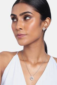 Rhodium Plated Glittering Cubic Zirconia Designer Chain Pendent Necklace Set