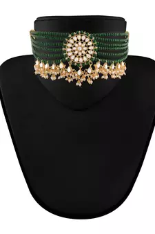 Traditional Choker Set Glided With Kundan & Pearls