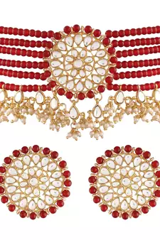 Traditional Choker Set Glided With Kundan & Pearls