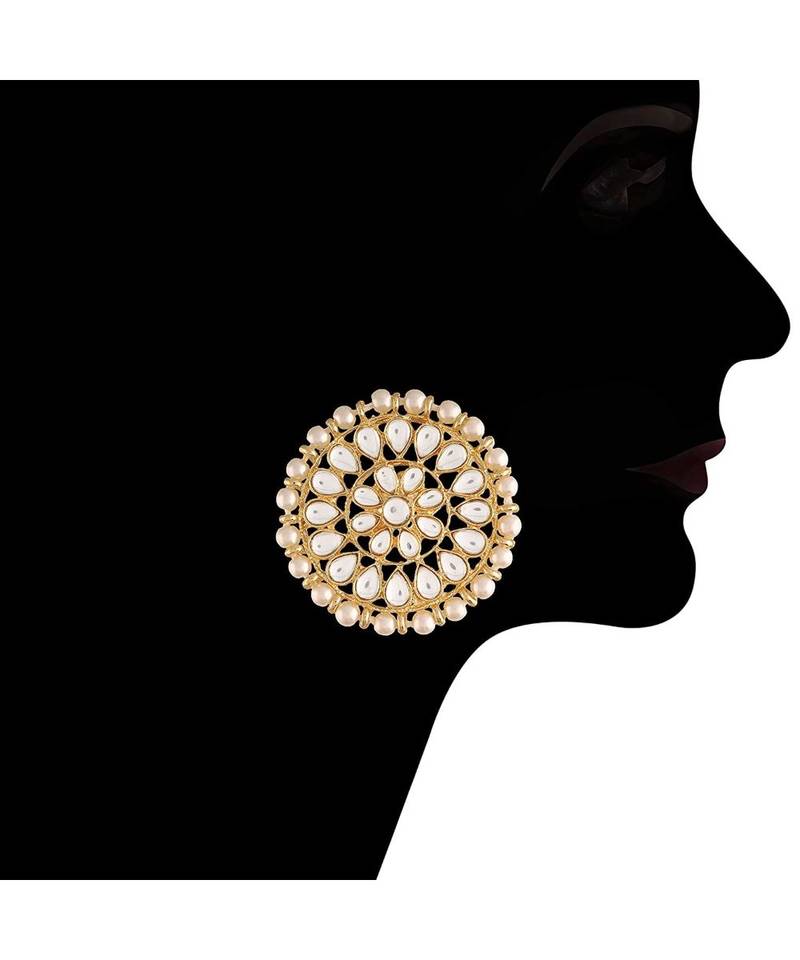 Traditional Choker Set Glided With Kundan & Pearls