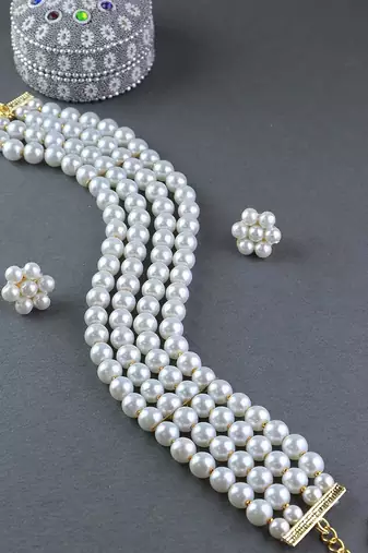 White Pearl Beaded Stylish Moti Choker Necklace Set with Stud Earrings