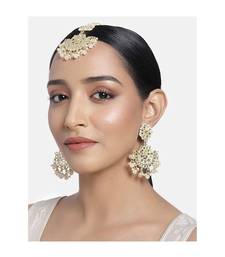 Matte Finish Kundan & Faux Pearl Chandbali Earrings with Maang Tikka Set