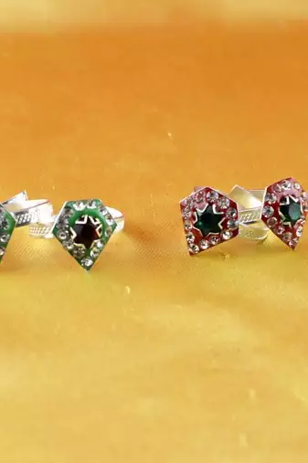 gold and silver platted toy ring 