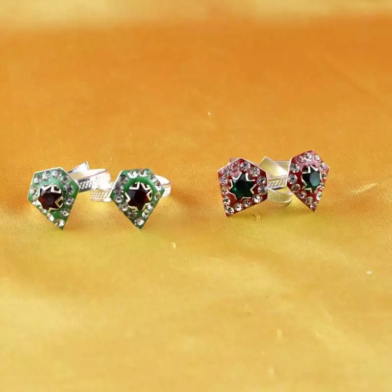gold and silver platted toy ring 