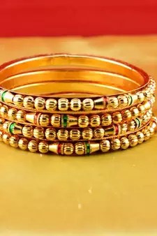 gold platted bangles size-2.6,2.8