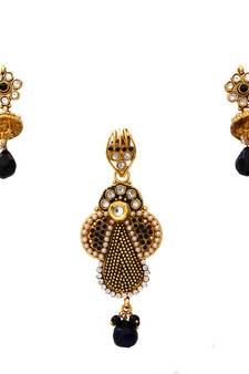 Black gold plated antique gold Copper   Pendant  pair of Earrings