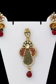 Multicolor gold plated antique gold Copper   Pendant  pair of Earrings