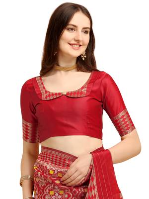 Red printed banarasi silk saree with blouse 4