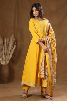 KAAJH Yellow Solid Print Cotton Anarkali Suit Set 3