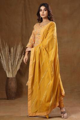 KAAJH Mustard Floral Print Cotton Suit Set 3