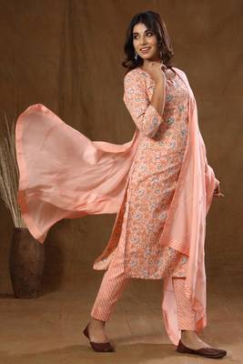 KAAJH Pink Floral Print Cotton Suit Set 2