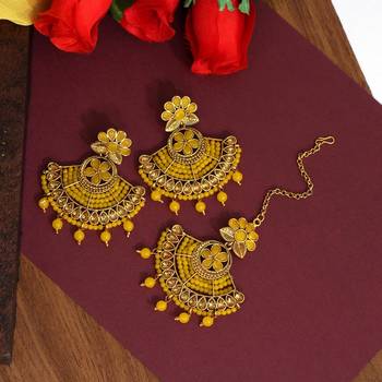 Yellow danglers-drops 1