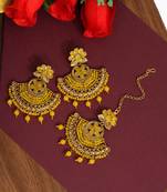 Yellow danglers-drops