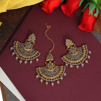 Grey danglers-drops 1