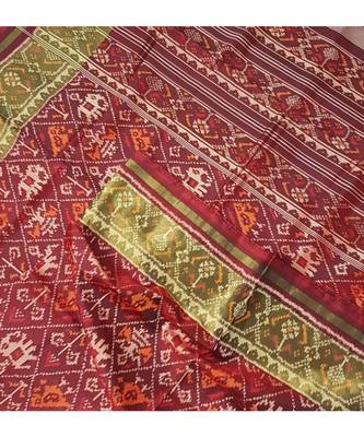 maroon pure patola Woven   saree with blouse 2