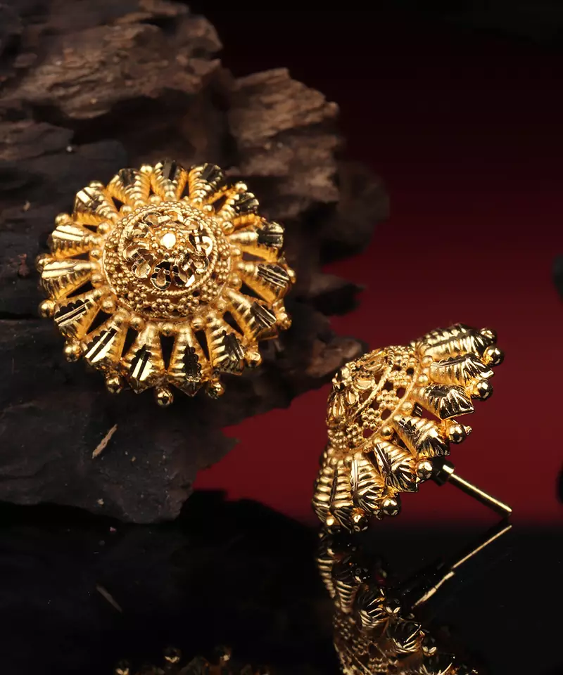 Gold earrings