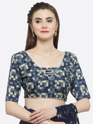 Blue printed georgette saree with blouse 8