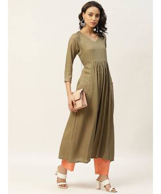 Olive Pocket Embroidered Gathered Kurta 4