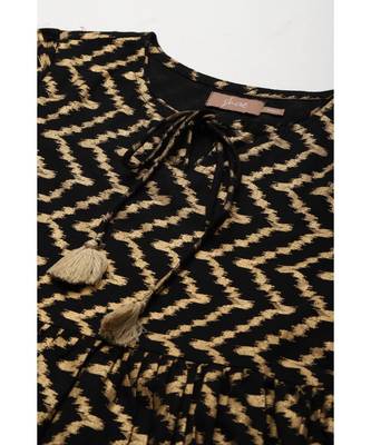 Black Chevron Foil Gathered Kurta 5