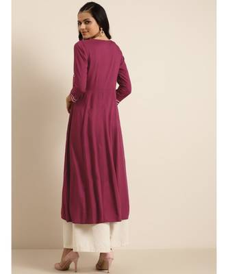 Burgundy Floral Embroidery Anarkali Kurta 3