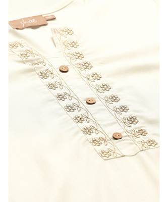 Off White Zari Embroidery Kurta With Pants & Chiffon Dupatta 5