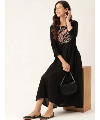 Black Peacock Motif Embroidery Anarkali Kurta Dress 4