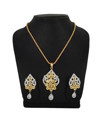 Yellow kundan   Pendant with    Chain with    Pair of Earrings 1