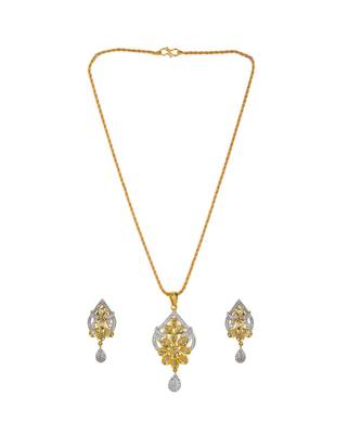 Yellow kundan   Pendant with    Chain with    Pair of Earrings 2