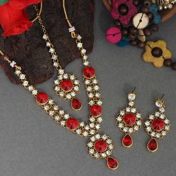 Red necklace-sets 1