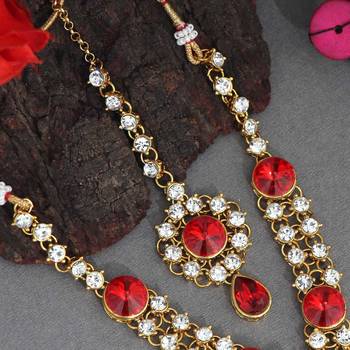 Red necklace-sets 3
