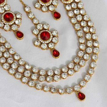 Red necklace-sets 2