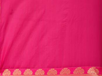 Hot pink plain chiffon saree with blouse 5