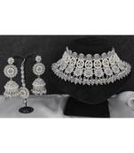 Necklace with Pair of Earrings with Mangtika