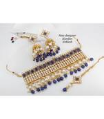 Necklace with Pair of Earrings with Mangtika