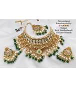 Necklace with Pair of Earrings with Mangtika