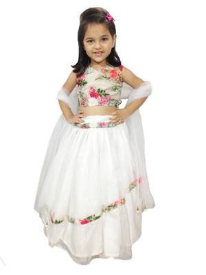 Anita Balia Label Baby Girllehenga choli ' italian crepe Blouse with organza lahenga and dupatta.FULLY STITCHED. WHITE 4
